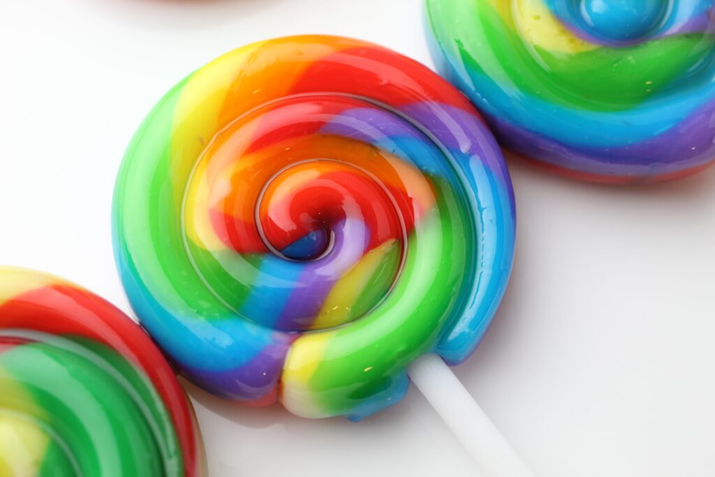 rainbow swirl lollipops